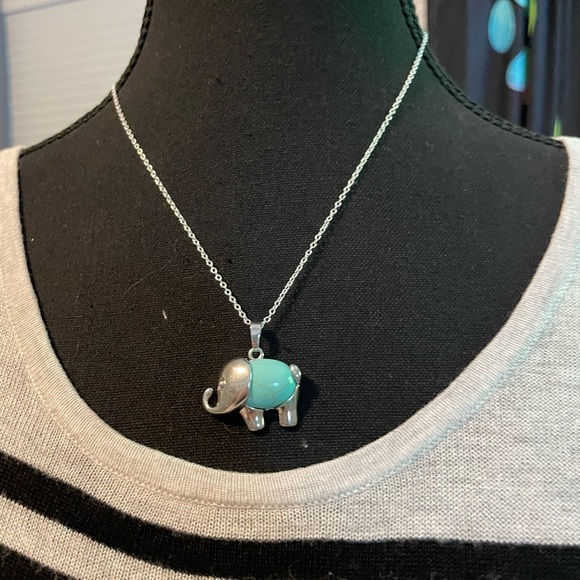 Charming Turquoise Elephant Necklace - Picture 7 of 7